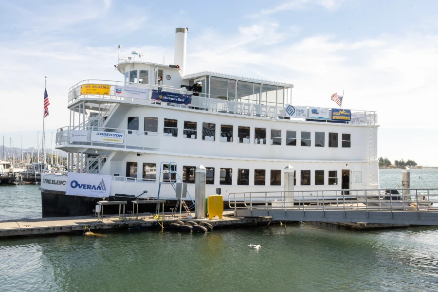 '25 COI Boat Cruise-044AA-DG Cruise ship