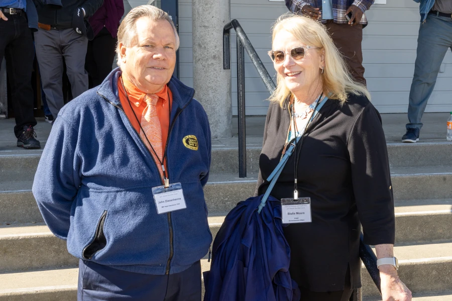 '25 COI Boat Cruise-063A-DG Man and woman ready to board cruise